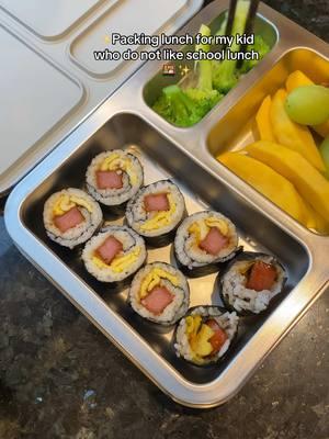 We eat spam only once in awhile so please dont come to me for that 🙈 but my son really loved this lunch #lunchideas #lunchboxideasforkids #spam #fypシ #viral #easylunchideas #tiktokmom 