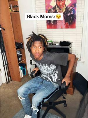 Black moms For no reason 🤦🏽‍♂️#viral #fyp #facts #blackparents #freeformdreads 