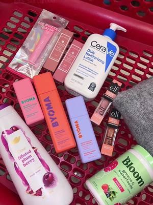 selfcare shopping run @target 🛒 ft. @Bloom Nutrition #bloompartner #targetshopping#targetskincare #targetfind#asmrshopping#asmr #asmrsounds#girlytok#SelfCare #beauty#hygieneshopping #shopwithme#shopwithmeattarget #targethaul#shoppinghaul 