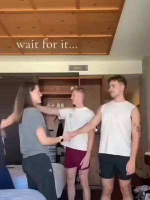 "𝐉𝐈𝐍𝐆𝐋𝐄 𝐁𝐄𝐋𝐋𝐒.... #justvibes #waitamin #gottem #tooraw #funny #viral #justcomedy #couples #couplestiktok #couplesoftiktok #fyp #foryou #foryoupage #trending #viral #Love #tiktokreaction #adulting #grownup #life 