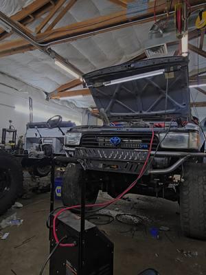 First start up, can you guess the engine? #2ndgen4runner#2ndgen4runner #2ndgen4runnermafia #engineswap #toyota #turbo #oregon #precisionturbo #aemelectronics #snowwheelers #solidaxleswap 