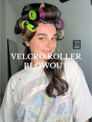 It’s been a minute since i did the full velcro roller blowout routine 🫶 #velcrorollers #velcrorollerstutorial #rollers #velcrorollertips #hairtutorial #dysonairwrap #dysonairwrapcurls #dysonairwraptutorial @Dyson USA @Wella Professionals @Color Wow Hair 