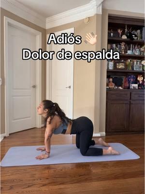 Rutina corta, sencilla pero muy efectiva para esos molestos dolores de espalda! Te recomiendo sostener de 30 a 1 minuto cada postura, puedes hacer las series que tu cuerpo necesite 🧘🏻‍♀️ . . . . . #yoga #espalda #painrelief #backpain #bienestar #salud #yogainstructor 