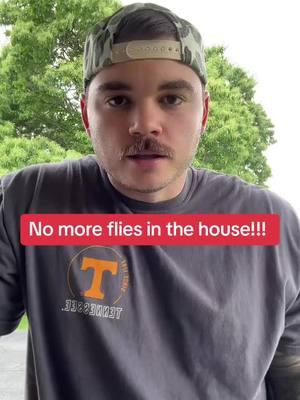 Get rid of the flies in your house!!! #flies #fly #bugs #homeowner #hotbugguy #hack #hacks #LifeHack #lifehacks #homehack #homehacks #tips #tipsandtricks 