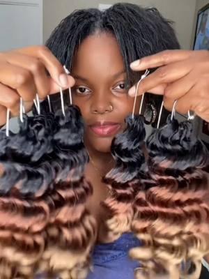 ITS time 🥰 las chicas sexy tiene el cabello corto y con las puntas rubias 😌😝  Item: Ocean Wave Length: 9inch Color: OT3027 @Toyotress BeautySupply  #flypシ #paratii #viralvideo #tutorial #hairstyle #oceanwaves #crochethairtutorial #chrochet 