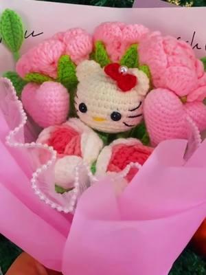 The cute pink bouquet is back! #crochetbouquet #crochet #fypage #knittedflowers #thanksgiving #gift #boutique #kawaii #hellokitty