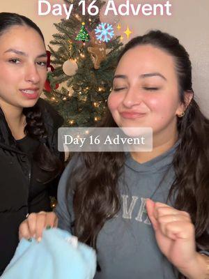 Ill never wear my hair like this while filming again 😭🥲We are making our way through december so fast 😅 #adventcalendaropening #adventcalendar #adventunboxing #adventcalendarunboxing 