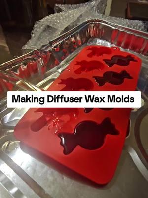 Repurposing our candles to melt down and make holiday molds. Also adding mavwicks diffuser, oil, this is part of the holiday bundle that they have going on on the holiday sale. #holidaycandles #diffuseroil #diffuserideas #holidayscents #holidaycrafts #mavwicks #mavwicksdiffuseroil #holidayhaul 