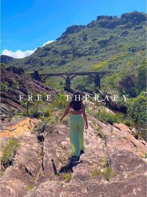 FREE THERAPY………🍃🍃 #foryoupage #freetherapy #nature #brasil #diamantina #minaagerais #natureza #fypシ゚viral #bestdestination #traveltok #travellovers #🇧🇷 #viajando #pelomundo #📍 #fypagee 