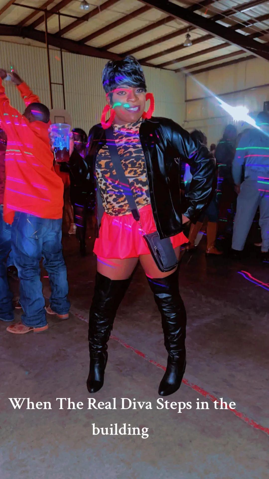 when a real diva steps on the scene #sexylegs #outfit #throwback #throwbacksongs #foryou #colormebadd #90sthrowback #90s #40andupclick #40andup #40anduptiktok #90smusic #80sbaby 