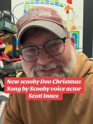 New Scooby Doo Christmas Song by Scooby Doo voice actor Scott Innes! #scooby #scoobydoo #scoobydoobydoo #shaggyrogers #ruhroh #christmas #scoobydoopapa #scottinnes 