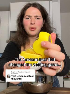 Replying to @Meaghan Brown Obsessed with this little citrus zester from Amazon that makes life so much easier 🍋 The curved shape helps you quickly and cleanly zest the entire surface in seconds and the little catch on the bottom makes sure none of it falls!  LINK IN MY BIO to my amazon sotrefront!! ❤️💌 #zester #foodhack #microplane #kitchentools  https://linksta.io/531bf9a9