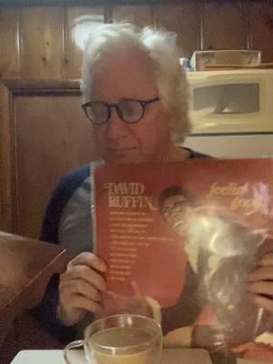 David Ruffin, medium, roast, coffee, glassware of unknown origin, first record of the day…. #Rock #Pop #Soul #RhythmAndBlues #DavidRuffin #Motown #Coffee #CoffeeTime #Pottery #1RecordOfTheDay #VinylRecords #VinylCollection #RecordCollection #TuesdayMorningVibes #HaveAGoodDay #MessyHairDontCare 