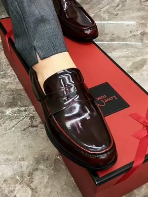 Click link 🔗 in bio to order 🛍️#menshoes #dressshoes #loafers #britishstyle #gentleman #businessman #newyeargift #usa🇺🇸 #danrrioshoes #mengifts #leathershoesformen #shoestyle 