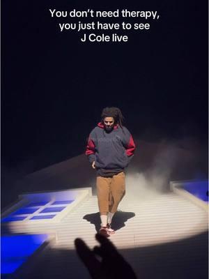 Cole World #jcole #intro #2014foresthillsdrive #madisonsquaregarden #cole #fhd #msg #coleworld #jcolefans 