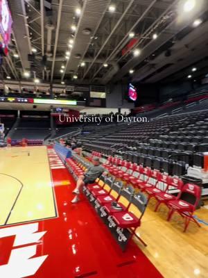 We just got RANKEDDDD BBY ❤️💙 🆙   #22 #udbasketball #dayton #daytonflyers #daytonbasketball #onlyup #foryoupage #fyp #foryou #collegebasketball 