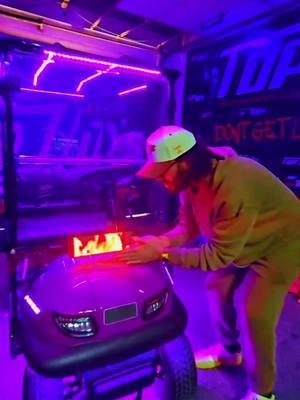 Golfing & glowing—let the good times roll! 🔥🏌️ . . #tophids #eliteleds #golf #golfcart #customlighting #lighting #ledlights #LIT #PGA #golfswing #vibes #mood 