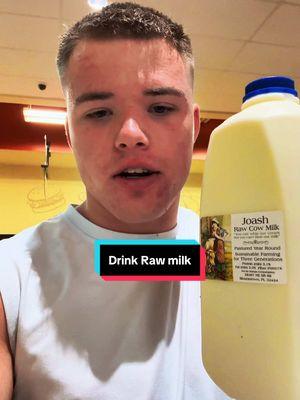 Raw milk is the best #fyp #viral #boatwright #grind #diet #nutrition #rawmilk 