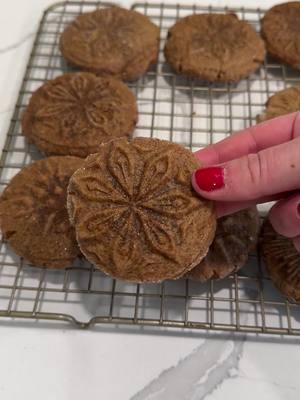 Be the hostess with the mostest this holiday season with these baking essentials! From a mini loaf pan to cookie stamps, these finds will help you make delicious treats 🧁 #shopgma #baking #bakingfinds #bakingessentials #holidaycookies #cookiestamp