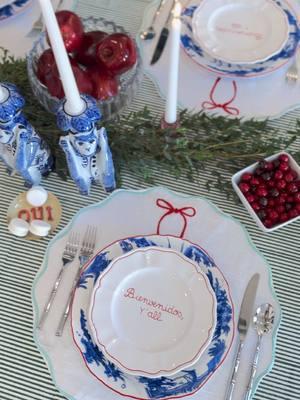 Tableware that sleighs. 🍽️🎄 Ready for pickup in time for Christmas dinner! #dallasshopping #serveware #gifts #wescout 