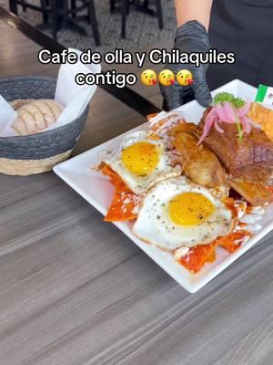 Perfect breakfast with you! #cafedeolla #chilaquiles #downey #downeyca #downeycalifornia 