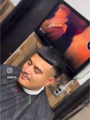 📍Dallas barber📍 @xngelb on instagram  #barber #cleanfades #barberlife #fadegame #haircut #fade #freshcut #barbers #hairstyle #barbering #wahl #barberlove #barberworld #fresh #barbergang #andis #osterclippers #barbersinctv #barbershop #barberworld #elegancegel #nastybarbers #sharpfade #fades #hairstylist #skinfade #transformation #blurryfades #haircuts #xngelb