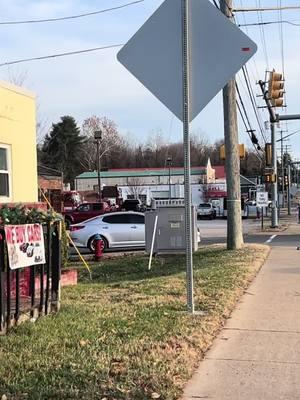 Rescue 1 gettin some to a working trap #fyp #fireapparatus #firetrucks #firestation #warrenton🔥 #responsevideo #warrentonva #response #rescue #rescue1 #rescuecompany #rescue1101 #crash #carcrash #crashwithentrapment #workingtrap 