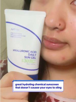 super awesome hdyrating chemical sunscreen that doesn’t burn! #isntree #isntreeGL #isntreedailysungel #kbeauty #koreanskincare #sunscreen #waterysungel #eveburnsunscreen  #viral #trending #fyp #shadowbanned #koreanbeauty #beauty #kskincare #skincare @isntree @Isntree US Shop #Inverted 