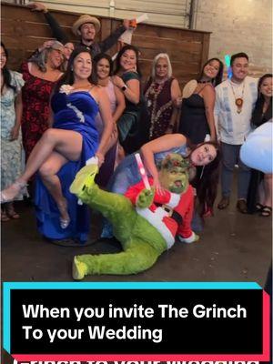 👰🏻‍♀️🤵🏻‍♂️When you invite the Grinch to your Wedding  . . . . @Alexandra Hernandez  #grinchtiktok #grinchcumbia #grinchvibes #weddinggoals #viralgrinch #grinch #dallasgrinch #elgrinch #whoville #grinchcostume #grinchfilter #grinchfilters #thegrinchtiktoks #grinch #grinchtiktok #grinchmas #elgrinch #thegrinch #grinchcostume #howthegrinchstolechristmas #thegrinchwhostolechristmas #grinchmakeup #grinchbailando #dallasgrinch #grinchwedding #fito #fitoolivares #cumbiadelacobra  @we are mitu @Remezcla 