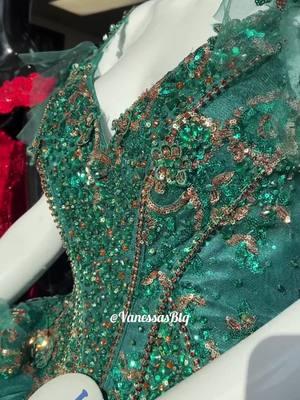 Gorgeous emerald💚 Call or DM for your #Quinceañera appointment. #EmeraldGreenDress #Glitter #QuinceañeraDress #Sweet16 #Sweet16Dress #VanessasBoutique #VanessasBtq #WacoTx #Fyp