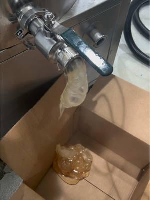 #machinetok #tapioca #cleanup #CleanTok #box #donalduck #tacobell #steamy #funny #meme #gelatin #cleaningtiktok #machinery #cleaning #tubbycustard #tubbycustardmachine #bubbles 