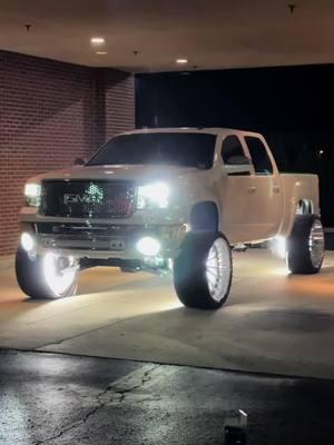 #fyp #fypシ #trucktok #tuff #26x14 #foryou #foryoupage #liftedtrucks #stancedtrucks #trending #viral #gmc #1500 