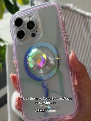 ahhhh she's just so cutesy  #asmr #unboxing #casemate #newphonecase #unboxnewphonecase #iphone16promax #wavecase #soapbubble #iridescent 