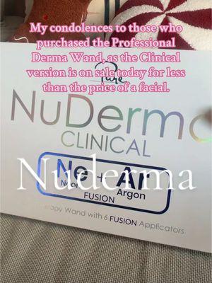 Clinical Derma Wand is the Best one! #holidaygiftsideas #tiktokshopholidayhaul #creatorsearchinsights #giftsformom #giftsformom #holidaygifts #holidaycountdown #skincare #antiaging #antiagingskincare #dermawand #highfrequencywand #highfrequencyfacial #acnetreatment #acnescars #acneskincare 