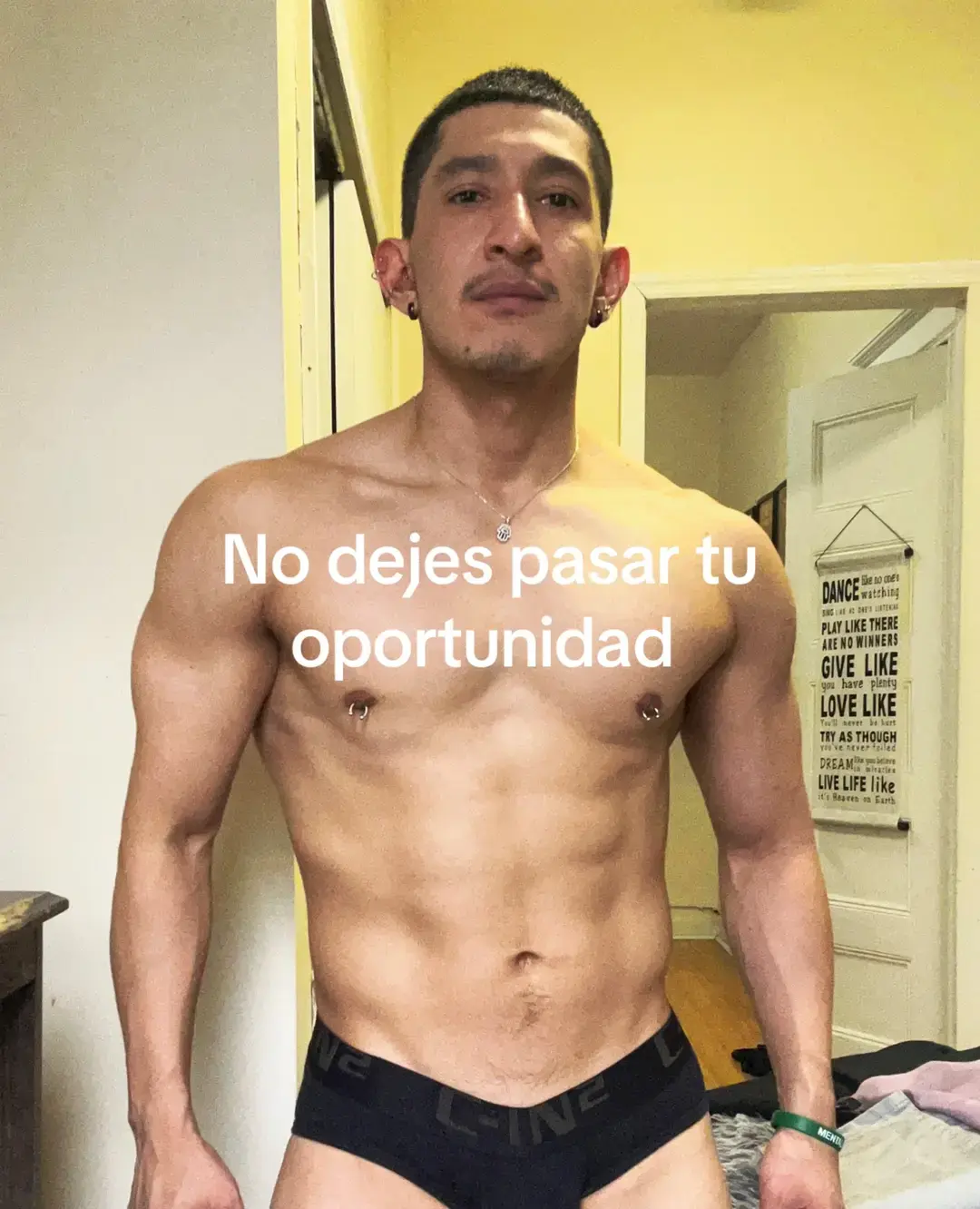 No dejes pasar tu oportunidad  #gymrat #gymmotivation #gymaddict #bodybuilder #bodybuildingmotivation #bodycare #bodybuilders #bodybuilding #fitnessmotivation #fitnessroutine #shoulderworkout #abs #absroutine #latino #bodybuildinglifestyle #bodybuildingcom #bodybuildinglife #bodybuildingaddict  