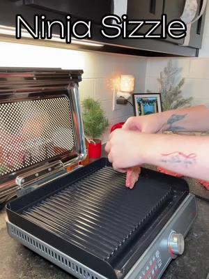 Ninja Sizzle Smokeless Indoor Grill & Griddle is a game changer !! 😍🤭  #ninjasizzle #ninjacookware #indoorgrill #indoorgrilling #cooking 