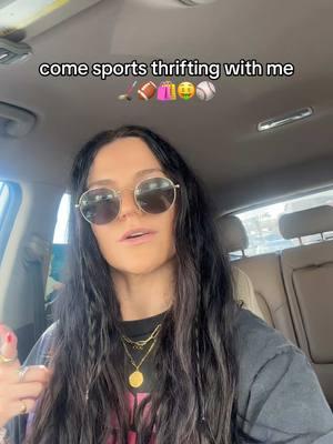 Come sports thrifting with me today 👯‍♀️🏒🛍️🏈⚾️🤑  Store: CSU Thrift  #sportsvintage #thrifthaul #thriftshopping #sports #sportsfan #vintageclothes #fashion #sportsfashion #NHL #MLB #NFL #philadelphiaflyers #mightyducks #lakings 