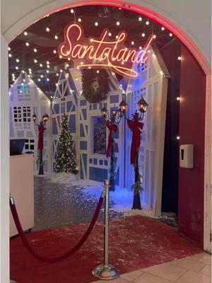 If you’re looking for a fun holiday activity that’s perfect for the whole family, go check out @SNOWDAY at the @Galleria Dallas 🎄❄️ 📍 Inside Galleria Dallas, at the NE corner of Interstate 635 and the Dallas Tollway.  On the south end of Level 1 (Ground Level) right next door to Banana Republic! It’s a fully immersive holiday experience with tons of photo ops and activities for the entire family. 🥳🙌🏽 Here’s what to expect 👇🏽 🥳Fully immersive experience  🚂Santaland Express (a fun, simulated train ride to the North Pole to visit Santa!) 🎅🏽 Meet & Greet with Santa  🪞Mirror Maze 📸Unique photo ops with integrated cameras and professional lighting 👀And tons of other surprises  🎟️Prices vary depending on the day & time. Check the SNOWDAY website for more details.  👀Pro Tip: Book the Santaland & SNOWDAY combo tickets to get the best deal 👉🏽 15% off.  #christmasindallas #dallas #snowdaydallas #holidaysindallas 