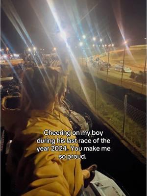 I love you the most #MomsofTikTok #thatsealygirl #tygilesracing #alltechraceway #dirtlatemodel #dirttrackracing @Ty Giles 