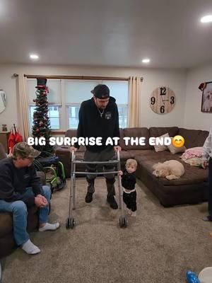 #quadriplegic #spinalcordinjury #dad #father #viralvideos #fypシ゚viral #viralvideo #dadsoftiktok #disabilityadvocacy #fypage #makemefamous #motivation #learningtowalk #walking #babywalking 