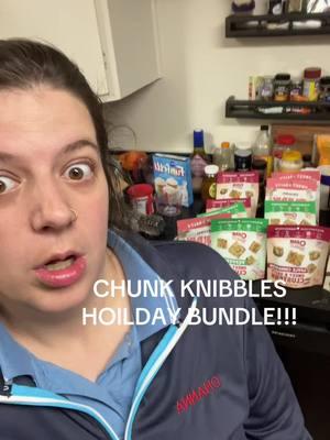 CHUNK KNIBBLES HOILDAY PACKAGE!!!! House is happy!!!#familytreats #sweetandsalty #snacks #clusters #chunknibbles 