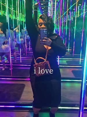 I Love.... #CapCut #NayAshley #BlackgirlTikTok #40Plus2 #BigSagEnergy #40AndUp 