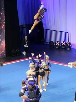 me 🤝 kick double baskets #fyp #foryou #viral #cheer #cheerleading #cheerleader #foryoupage #stunting #flying #flipping #cheerbasket #cheerleadingbasket #baskettoss #flyer 