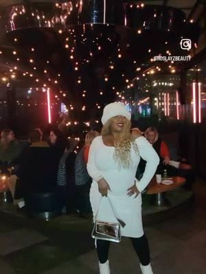 🤍🤍🤍✨✨✨✨ @magichourny  #nycblogger #nycinfluencer #thingstodoinnyc #nycrestaurants #curvystyle #curvyfashion #midsizestyle #curvy #midsizefashion #whiteoutfits #OOTD #xmasfashion