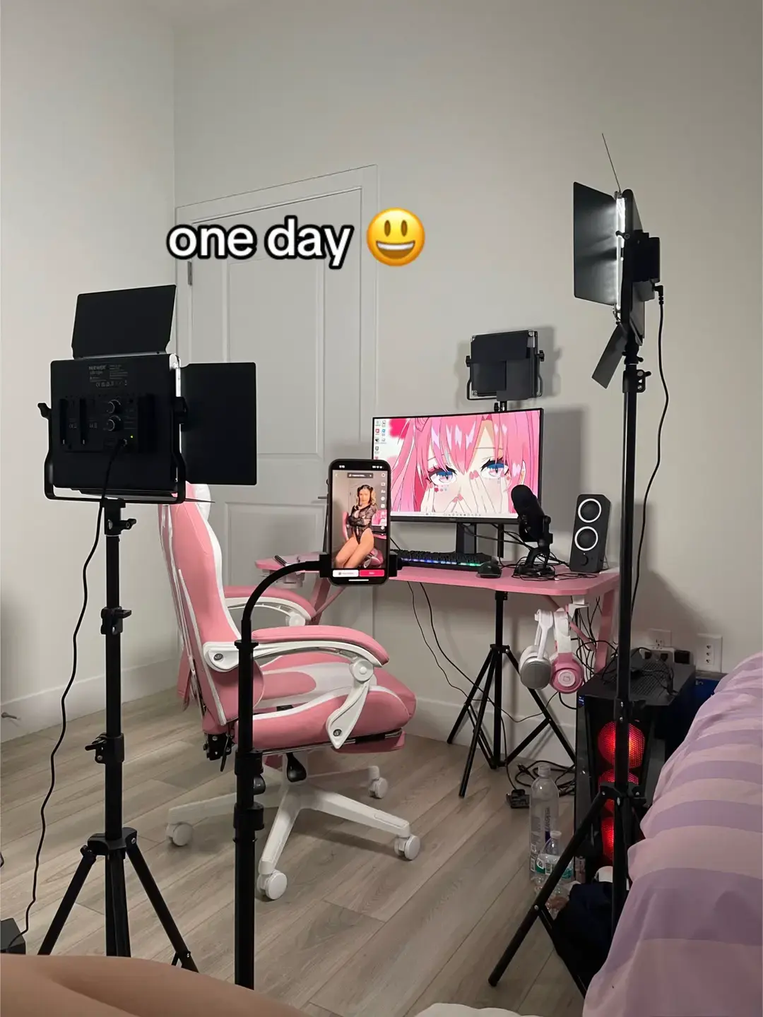 and now im onto my next setup muhahahah 😈🤌🏼 its gonna be even better ☺️ #onedayordayone #onedaysetup #pc #techtok #anime #setup #infinitynikki #prebuilt #techgirl #fyp #setupgaming 