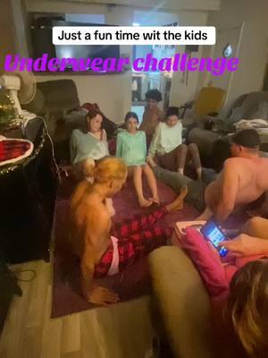 Had fun wit the kids doing the underwear challage funny as hell watch till the end #fun #fFYP #thegang #family #FYP @Rhianna @Hannah Grace Taylor💯  @verskies___@Javien taylor 