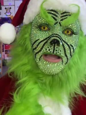 BLING GRINCH CONTACTS (South Beach), STONES, GLUE at Robbydddmakeup.com #fyp #ROBBYDDDMAKEUP #robbydddmakeuptoo #grinchtiktok #blingbling 