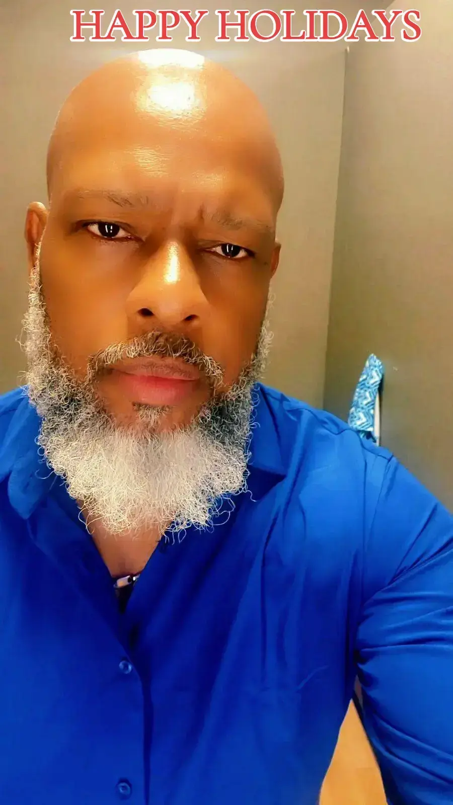 HAPPY HOLIDAYS FROM MY FAMILY TO YOURS #TREYE  #fyp  #over50tiktok  #fy  #idontmind  #nevertolate  #beardking  #iamskeet  #thegreywolf  #peneTREYEtion  #bettergetyouoneofthese  #thedefinitionoflove 