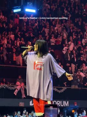 this hits different live :”) #hitmehardandsofttour #losangeles #lanight3 #billieeilish #hmhas #hmhastour #billieeilishconcert #theforum @BILLIE EILISH 