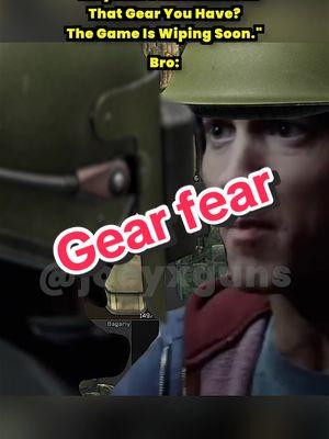 Bro let the gear go #escapefromtarkov #EFT #tarkovmemes #tarkov #fypシ 